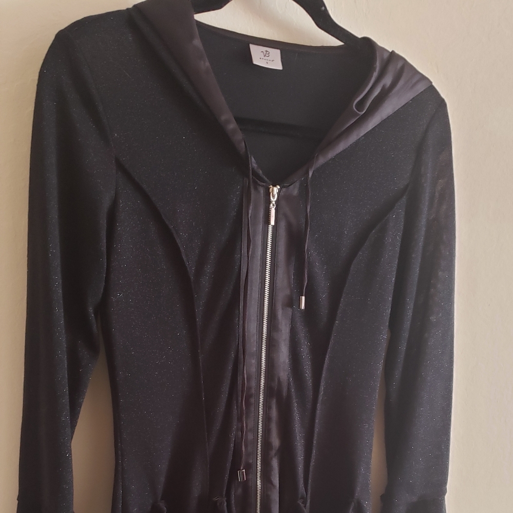 VB Bracha Long Coat w Satin-lined Hood - sz S